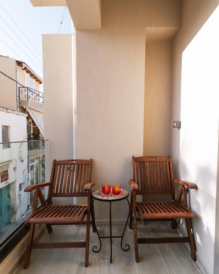 Central Apartments “Evanthia” Пицидия Екстериор снимка